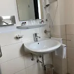Hotel Sevda's Garni Weinforth 3*