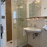 Sevda's Garni Weinforth Hotel 3*