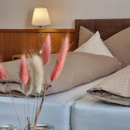 Sevda's Garni Weinforth Hotel