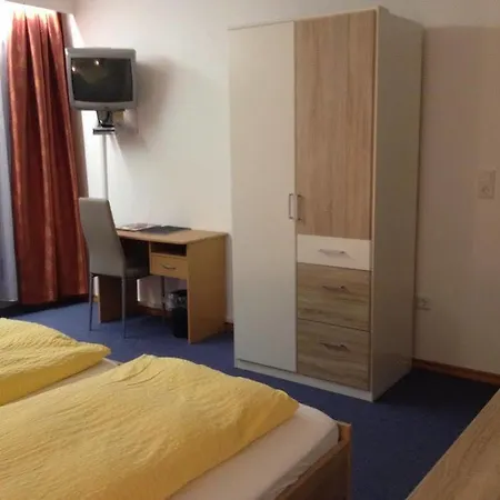 Sevda's Garni Weinforth ホテル