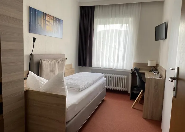 호텔 Sevda's Garni Weinforth 3*