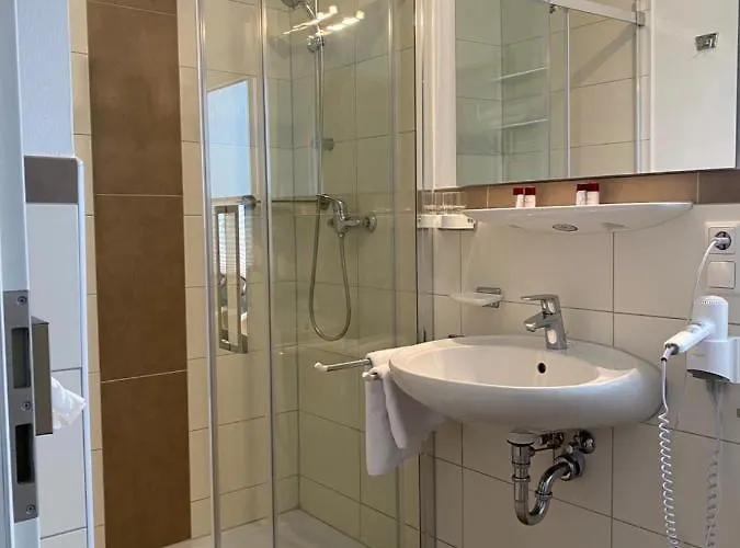 Sevda's Garni Weinforth Hotel 3*