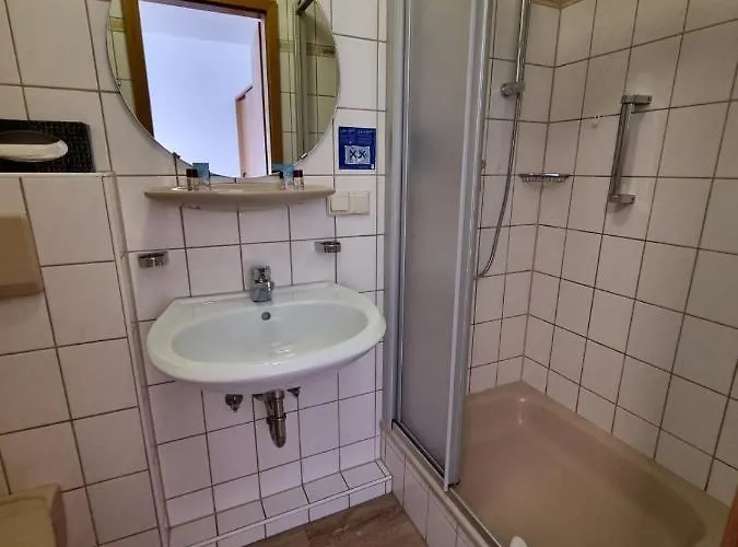 Sevda's Garni Weinforth 호텔 3*