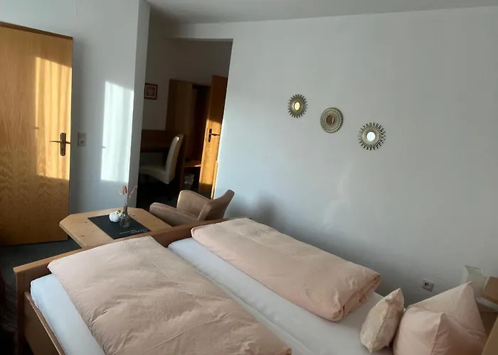 Sevda's Garni Weinforth Hotel