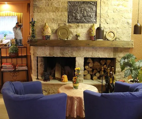 Sevda's Garni Weinforth Hotel