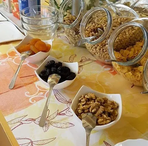 Sevda's Garni Weinforth Hotel